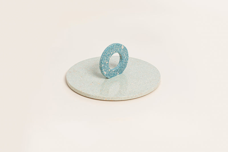 Plateau à fromage Otto en céramique recyclée — Vert/Gris