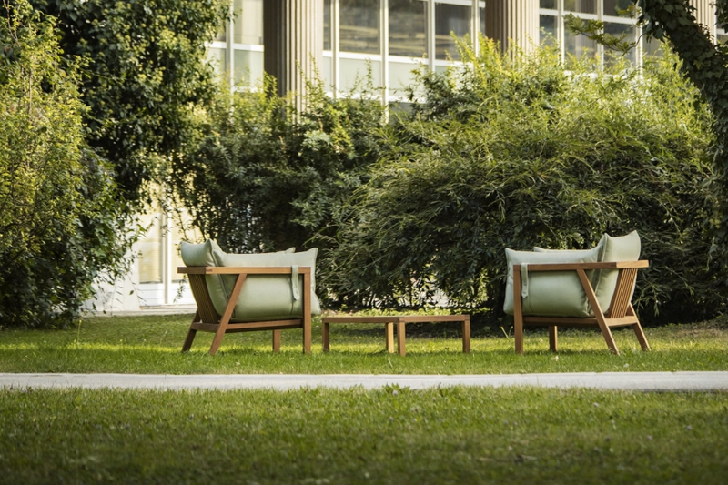 Fauteuil Outdoor UMOMOKU — Teck & coussin (200)