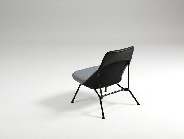 Fauteuil Bas STRAIN — Cuir noir & tissu gris