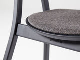 Chaise RHOMB — Chêne noir et tissu gris