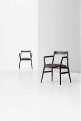 Chaise DOBRA — Chêne noir tissu