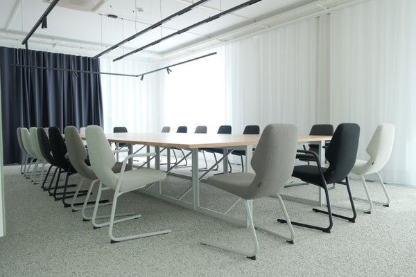 Chaise OBLIQUE Cantilever — Gris