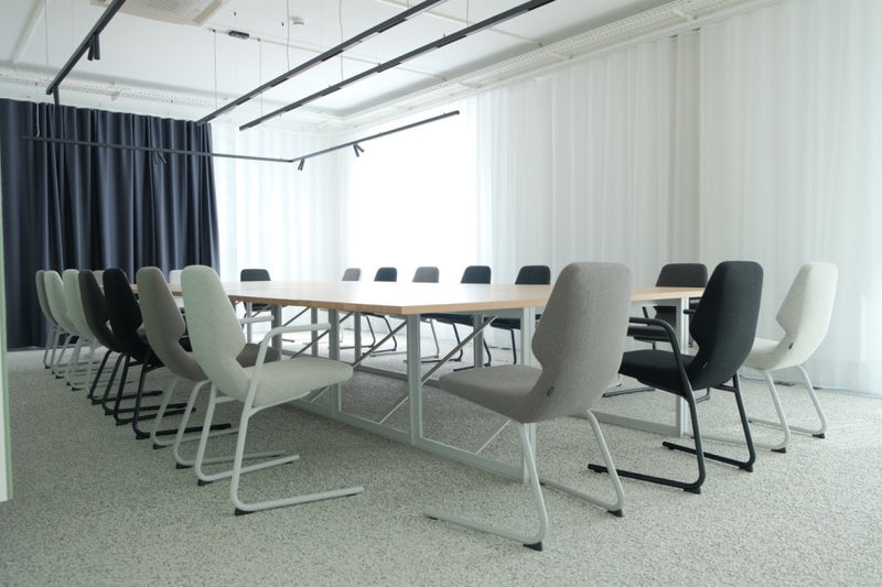 Chaise OBLIQUE Cantilever — Gris