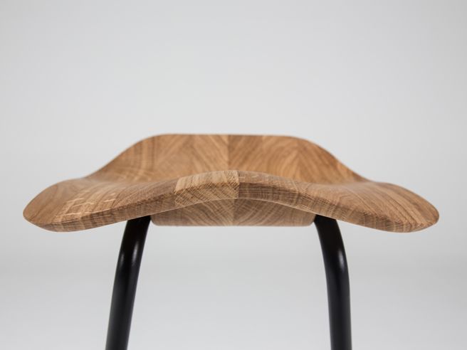 Tabouret STRAIN — Chêne
