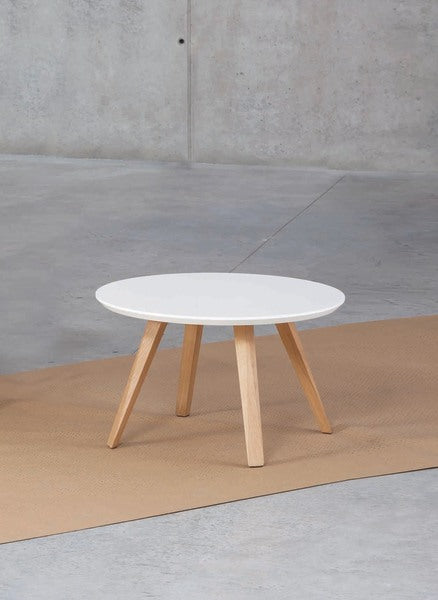 Table basse OBLIQUE — Fenix et chêne blanc