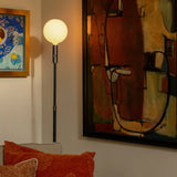 Lampadaire ajustable Poise — Graphite